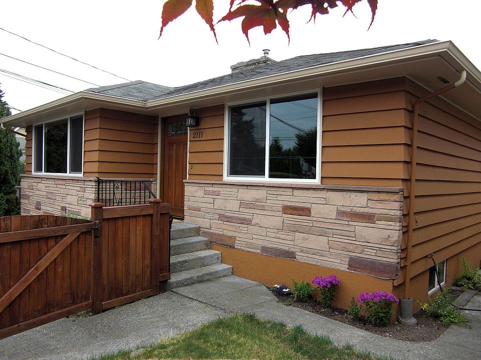 2111 N 80th