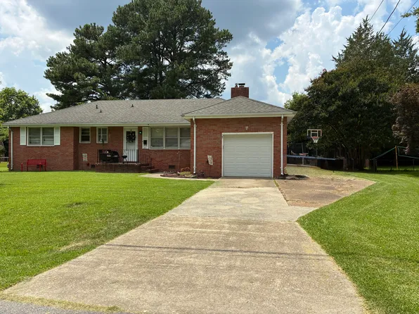 245 Bowman Rd, Virginia Beach, VA 23462