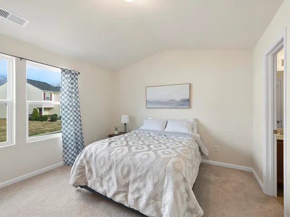 1105 Rose Petal Way, Whitsett, NC 27377