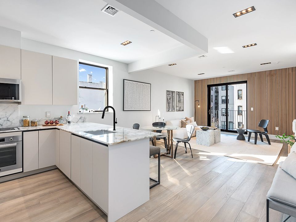 1st image of 1015 President St #2F