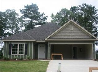 2412 Northtowne Dr, Opelika, AL 36801