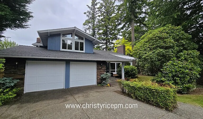 15406 SE 46th Way — Photo 1