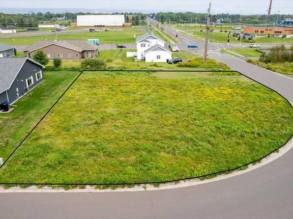 1 Spartan Circle Dr, Superior, WI 54880