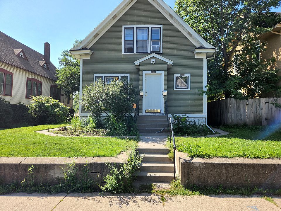 1st image of 1048 Minnehaha Ave E APT 1