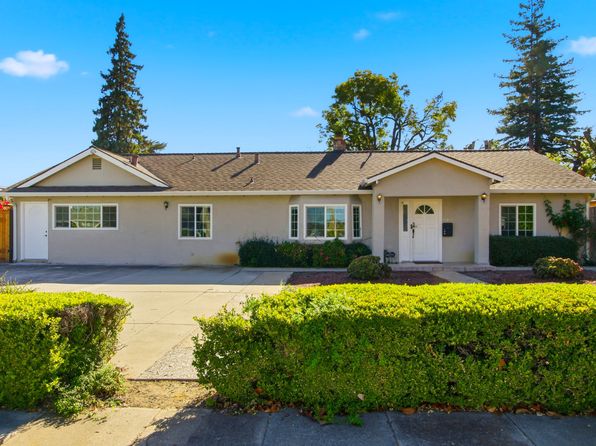 12610 Paseo Flores