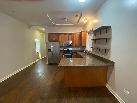 5th image of 6646 S Greenwood Ave