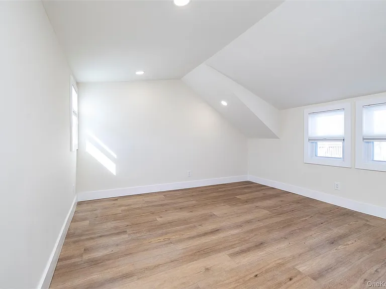 237 Porterfield Pl — Photo 12