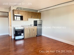1500 Dogwood St #204, Campbell River, BC V9W3A6