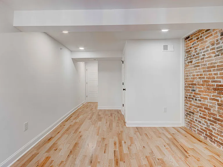 230 S Wolfe St #5 — Photo 13