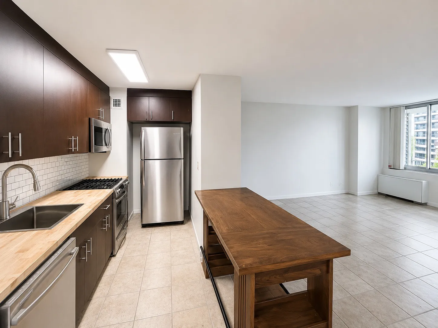 1 bed, 774 sqft, $1,850 — Photo 3