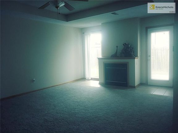 2nd image of 808 SW Lee Ann Dr