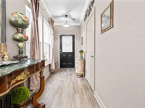 5th image of 5301 Chalet Pl