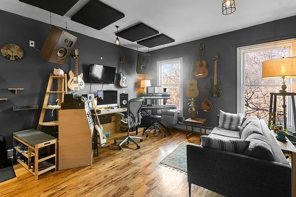 Sold by Corcoran | media 7