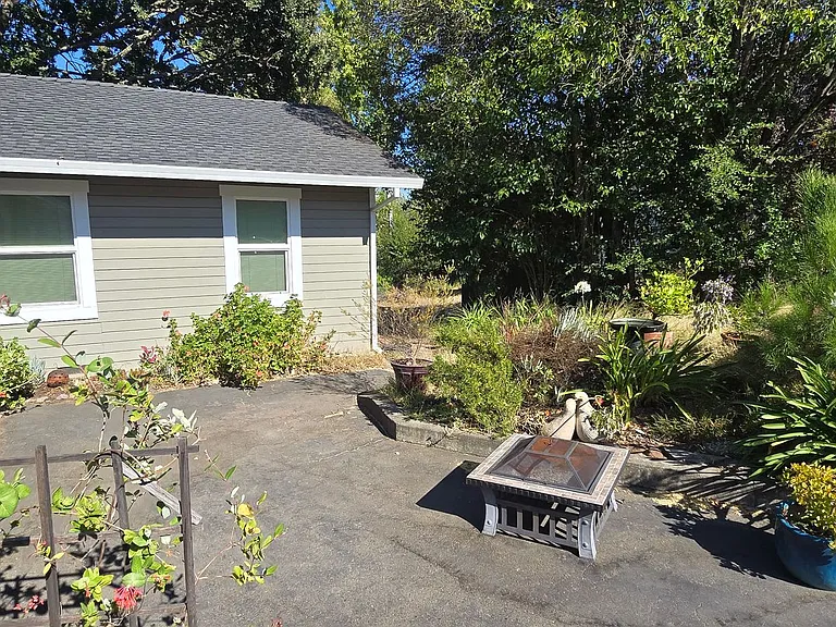 973 Gravenstein Hwy S — Photo 3