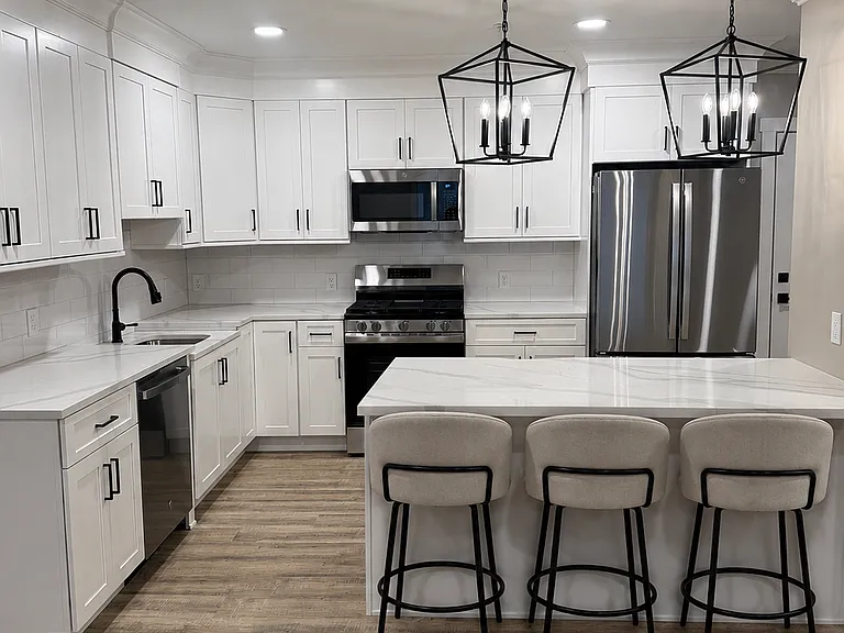 575 Newark Pompton Tpke #201 — Photo 3