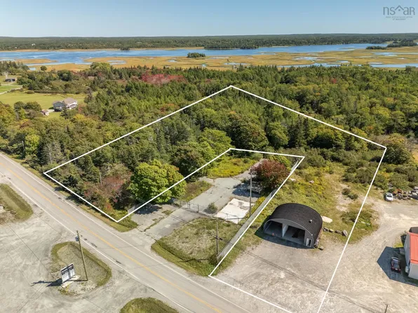 303 Highway 335, Pubnico, NS B0W 3S0