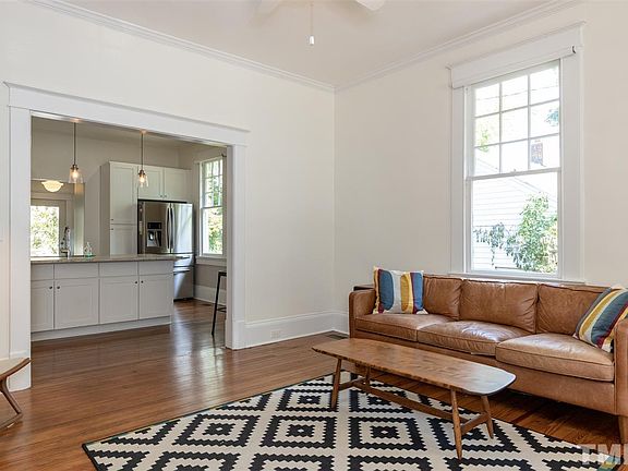 5th image of 312 Cutler St