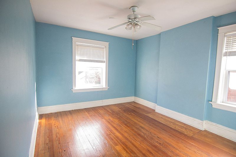 1st image of 1125 Forest Ave #2
