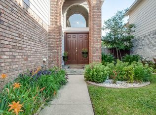 1210 Broken Arrow Trl, Carrollton, TX 75007