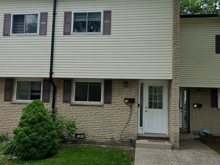 211 Veronica Dr #19 — Photo 11