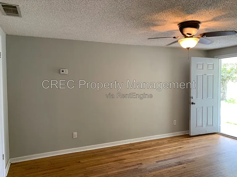 1519 Balsam St #A — Photo 6
