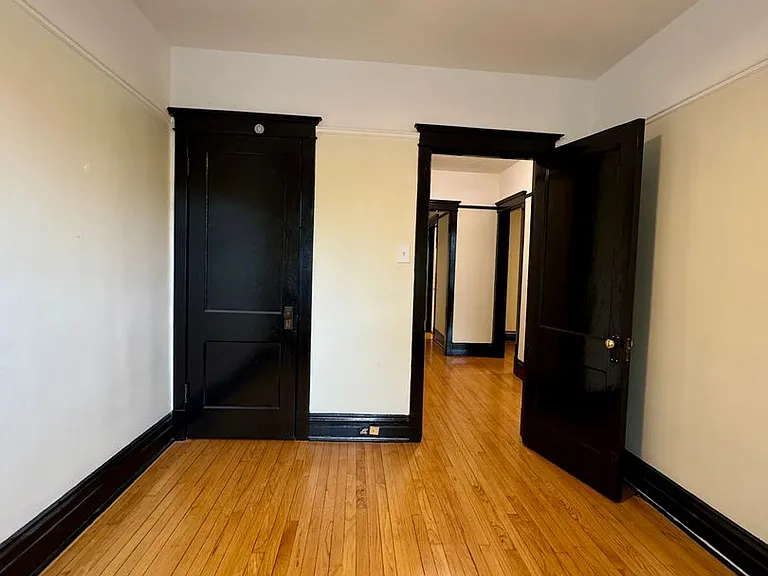 3801 N Lincoln Ave — Photo 13