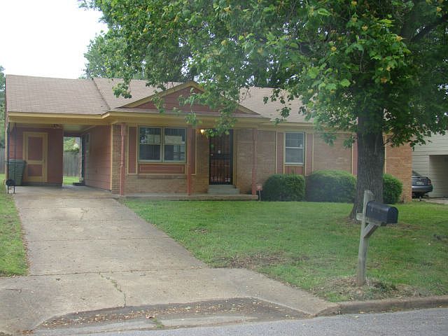 1st image of 324 Barkwood Dr