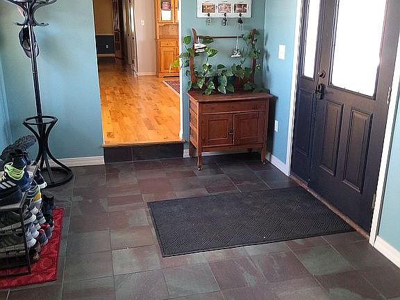 Entry way