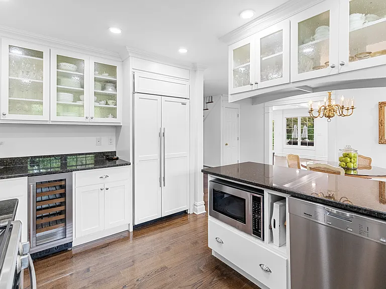 11 Leos Ln — Photo 11