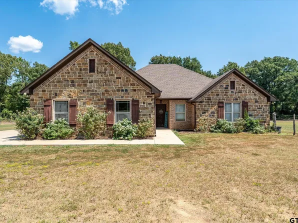 814 N Jarvis St, Troup, TX 75789