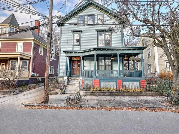 89 Oak St, Providence, RI 02909