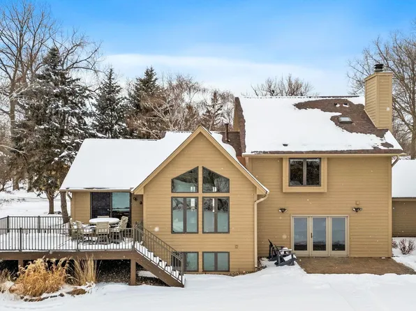 8949 Montegue Ter, Minneapolis, MN 55443