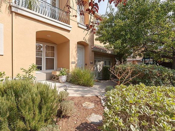2nd image of 5411 Silver Vista Way
