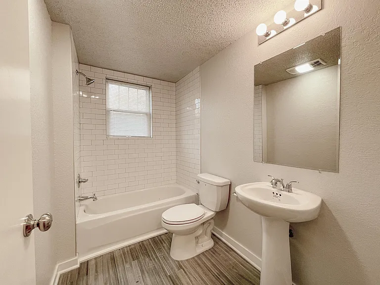727 Culbertson Dr #312 — Photo 8