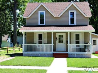 312 N Lincoln St, Canton, SD 57013