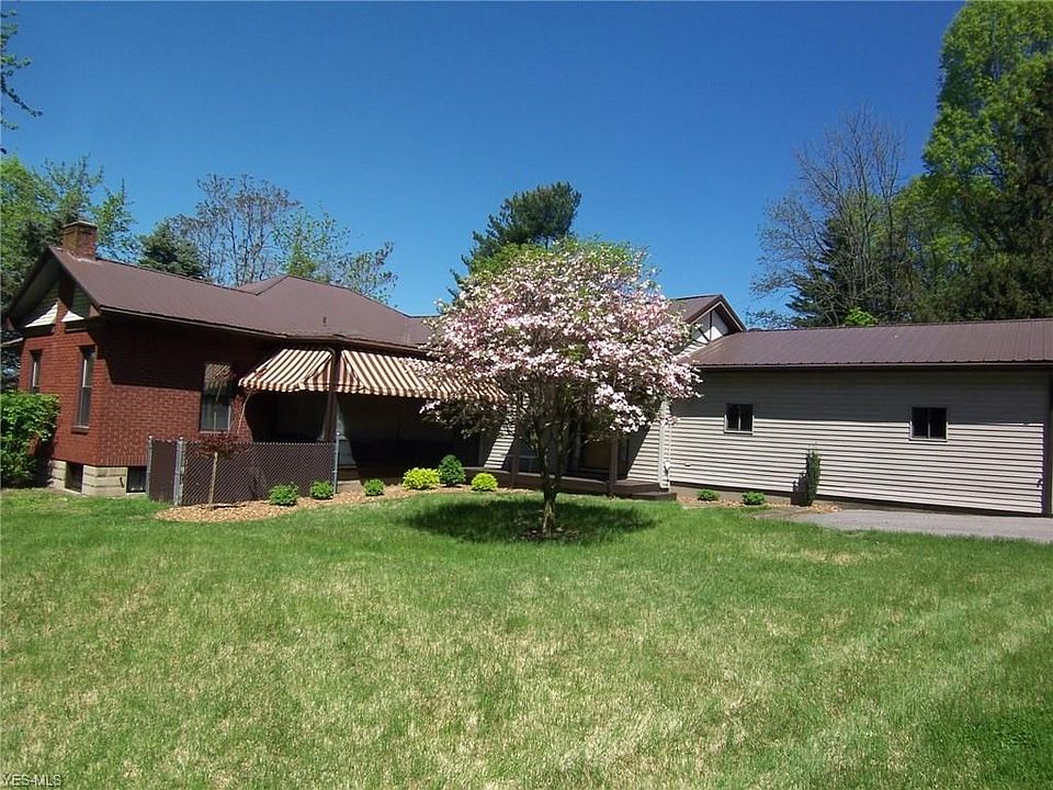 1st image of 71 Willowbrook Dr