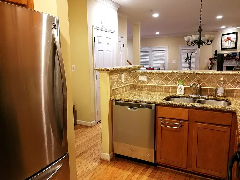 Kitchen (Previous). This is my previous decoration. All appliances are stainless steel.