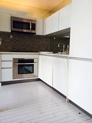 Rented by Douglas Elliman | media 51