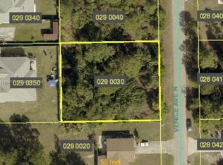 1905 Venice Ave N, Lehigh Acres, FL 33971
