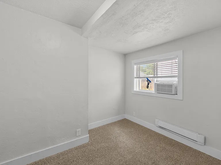 2514 W Jefferson St #2 — Photo 9