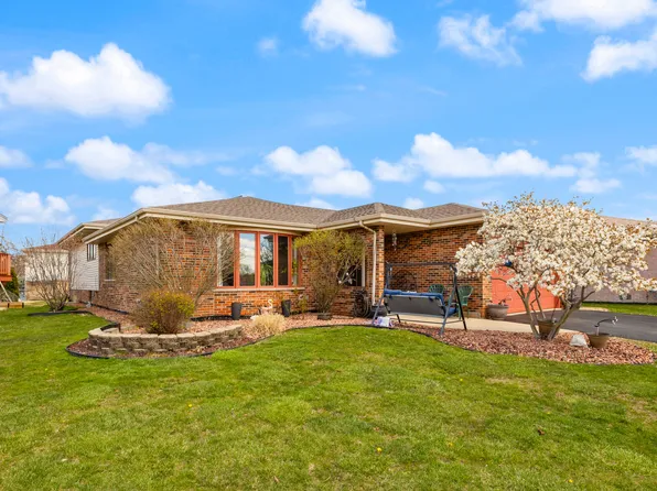 16439 Morgan Ln, Orland Hills, IL 60487