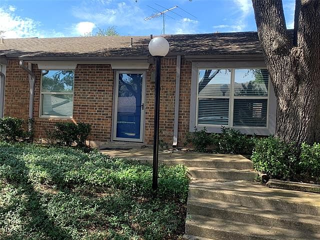 1st image of 13731 Brookgreen Cir