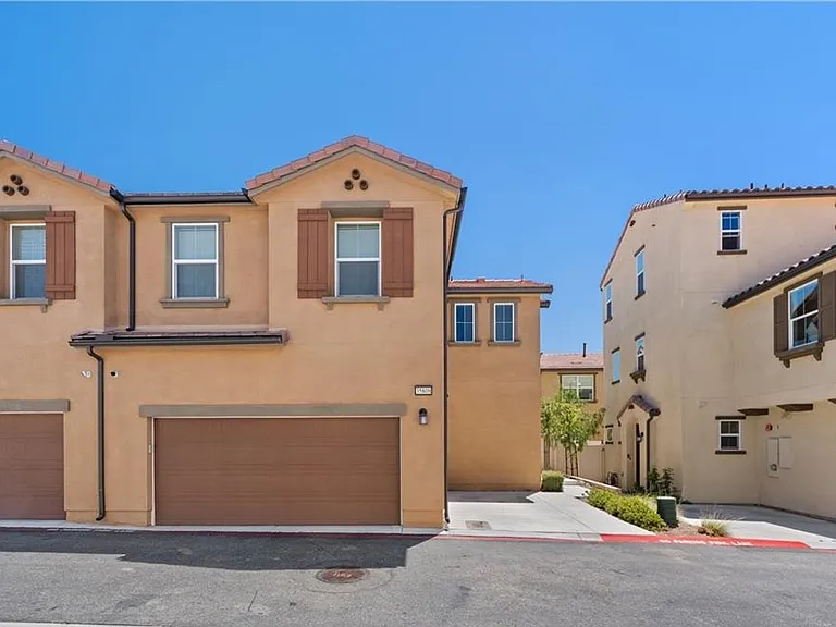 35808 Breckyn Ln — Photo 2