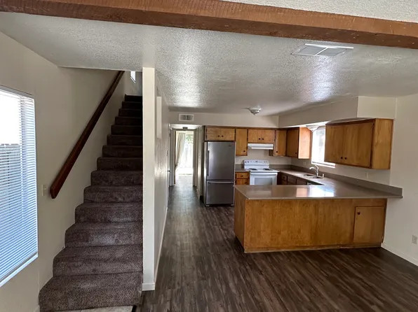 427 Oak St, Chico, CA 95928