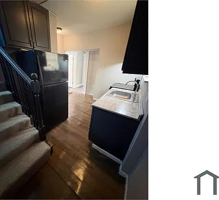 4 bed, 890 sqft, $1,500 — Photo 4