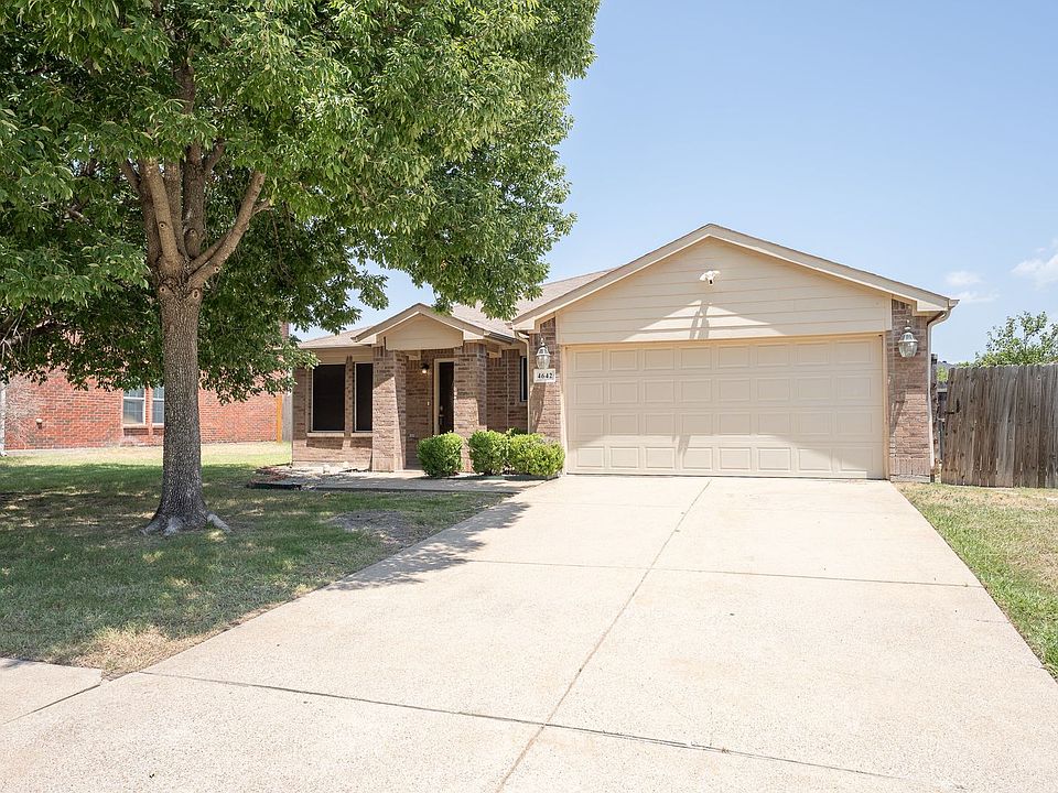 1st image of 4642 Elm Point Dr