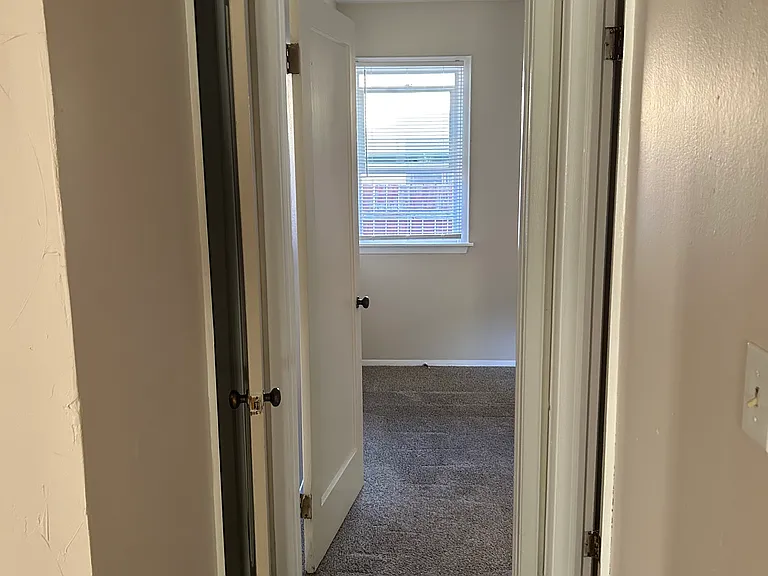 3320 E Congress Ave — Photo 39