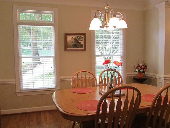 4th image of 2040 Shadwell Ct