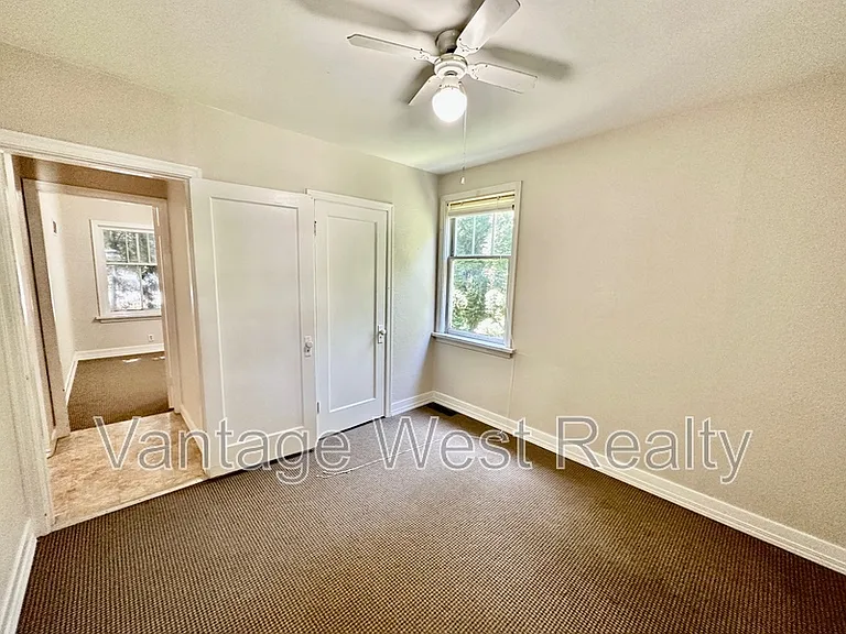 840 Bernard Ave — Photo 13