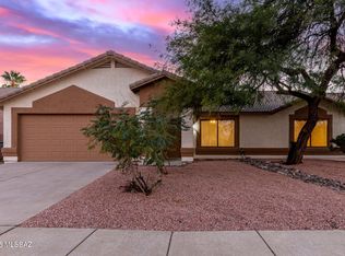 8070 S New Abbey Dr, Tucson, AZ 85747